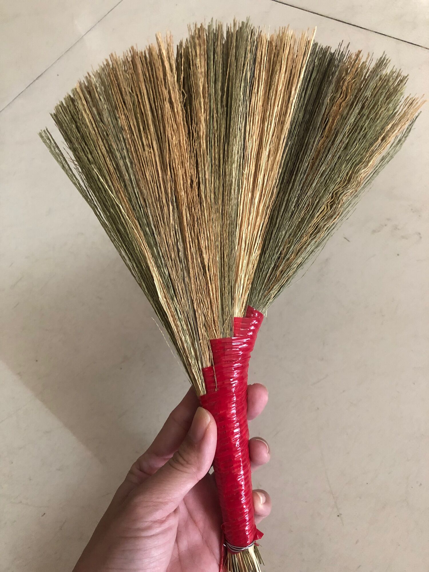 CHỔI CỎ MINI QUÉT BẾP