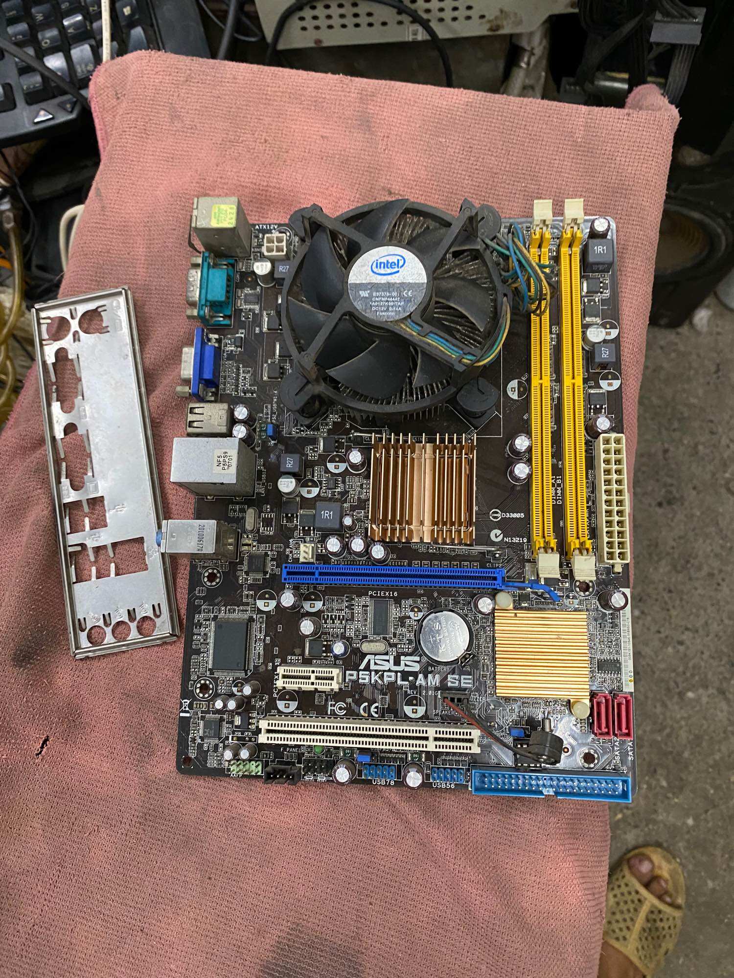 MAIN G31 GIGA ASUS FOXCOM ECS ...RAM DDR2