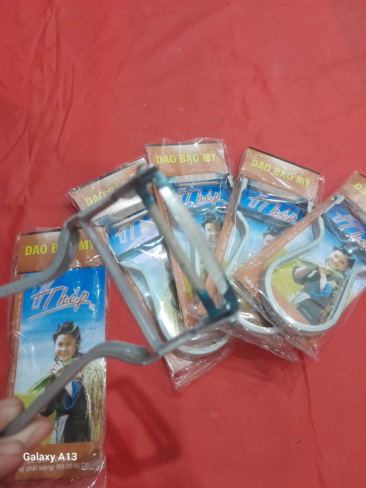 dao bào mỳ 7 thép dụng cụ nhà bếp