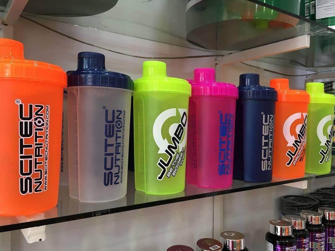BÌNH LẮC THỂ THAO SCITEC SHAKER 700ML