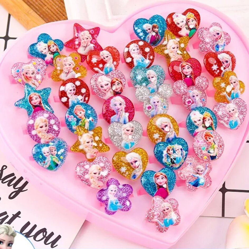 Hộp nhẫn cho bé gái hoạt hình công chúa Elsa hộp nhẫn Elsa 12 - 24 - 36 nhẫn bằng nhựa cao cấp nhũ lấp lánh siêu đẹp hình trái tim Frozen