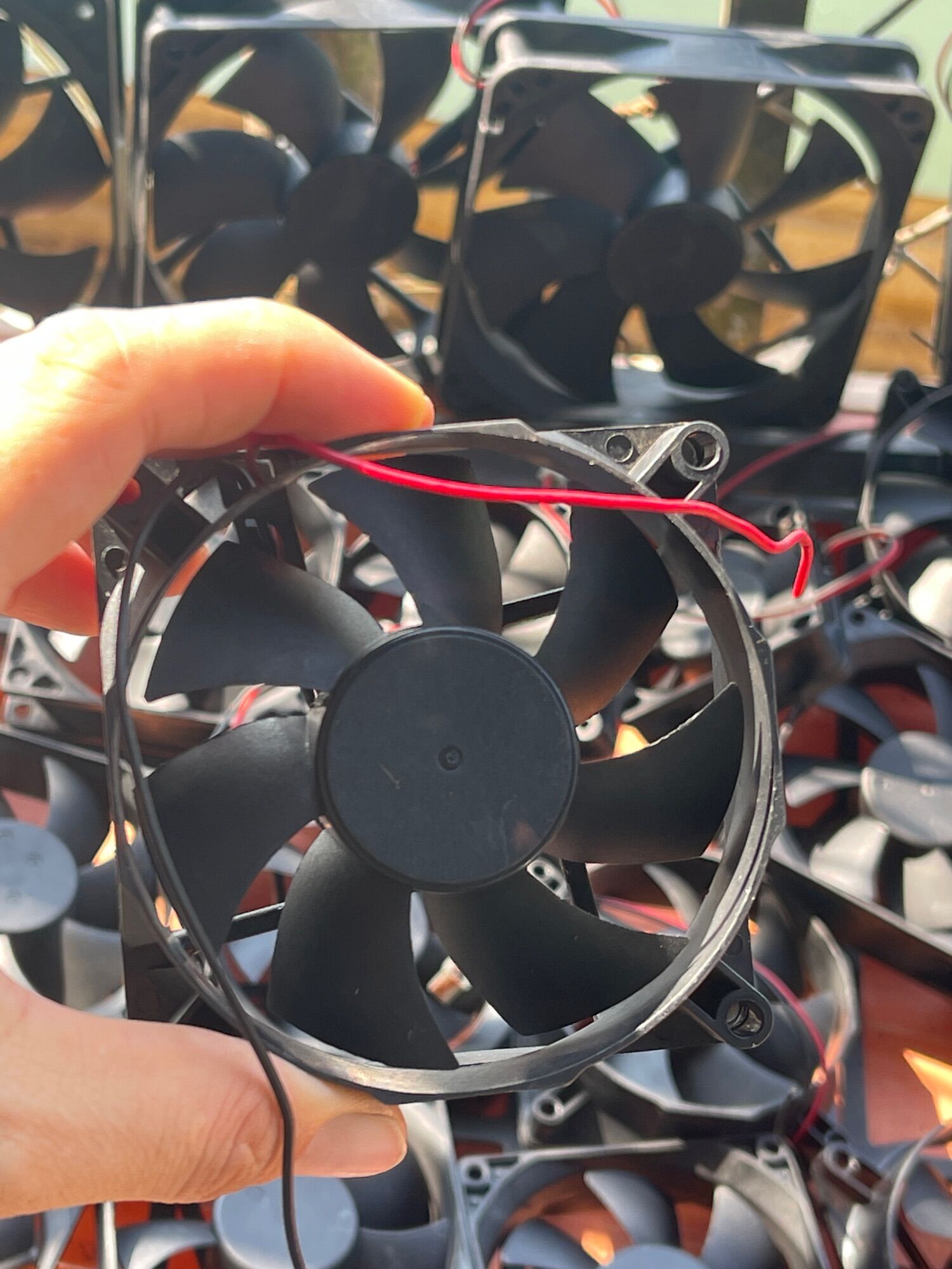 Fan Quạt tản nhiệt 12V 8x8x2cm