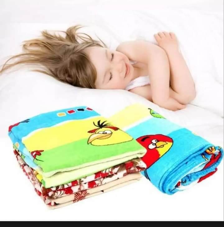 Set 2 Mền Tuyết Nhung Cho Bé 80 x 100cm