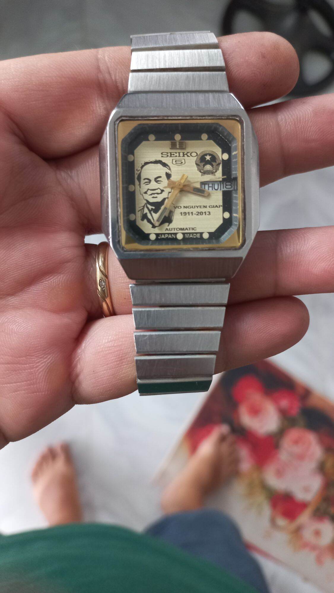 Đồng hồ nam seiko cơ automatic Họa tiết Vo Nguyen Giap size mặt 37mm