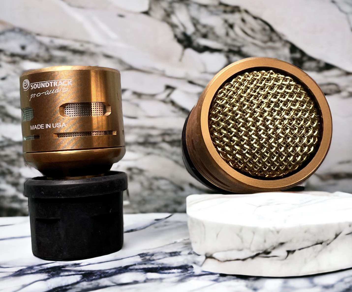 Củ micro Soundtrack Pro 700[ giá 1 củ ]