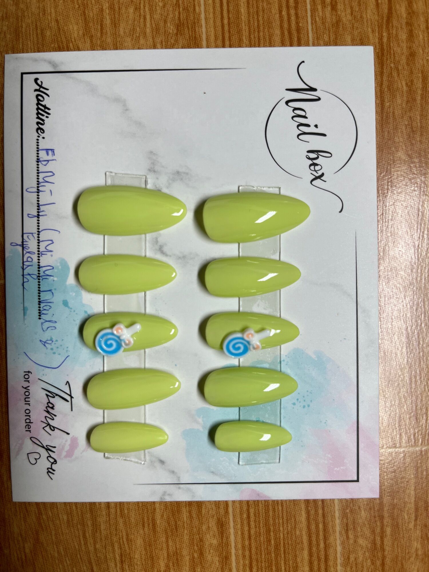 Nails box giá học sinh