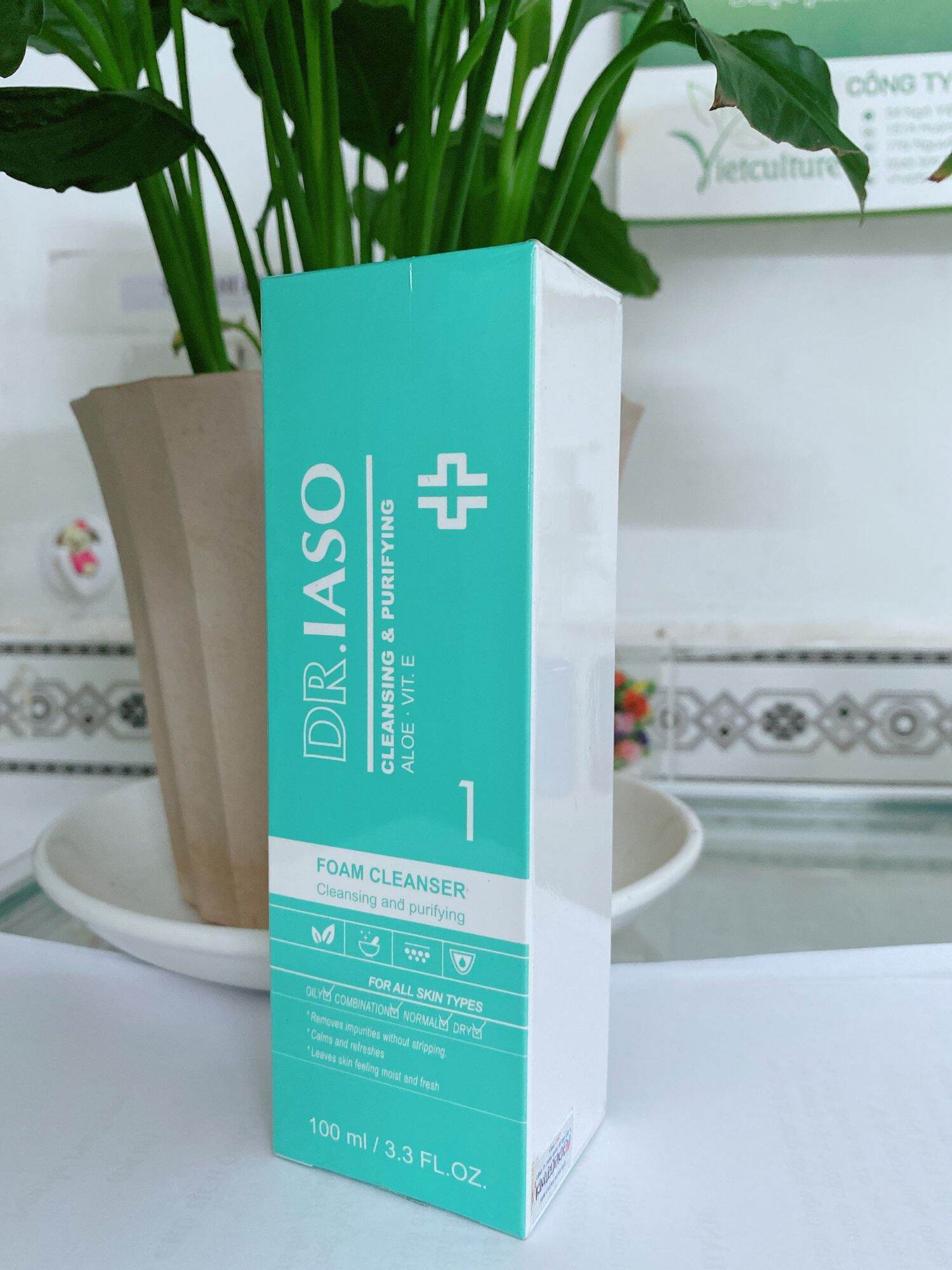Sữa rửa mặt tạo bọt dr.iaso mint foam cleanser 100ml