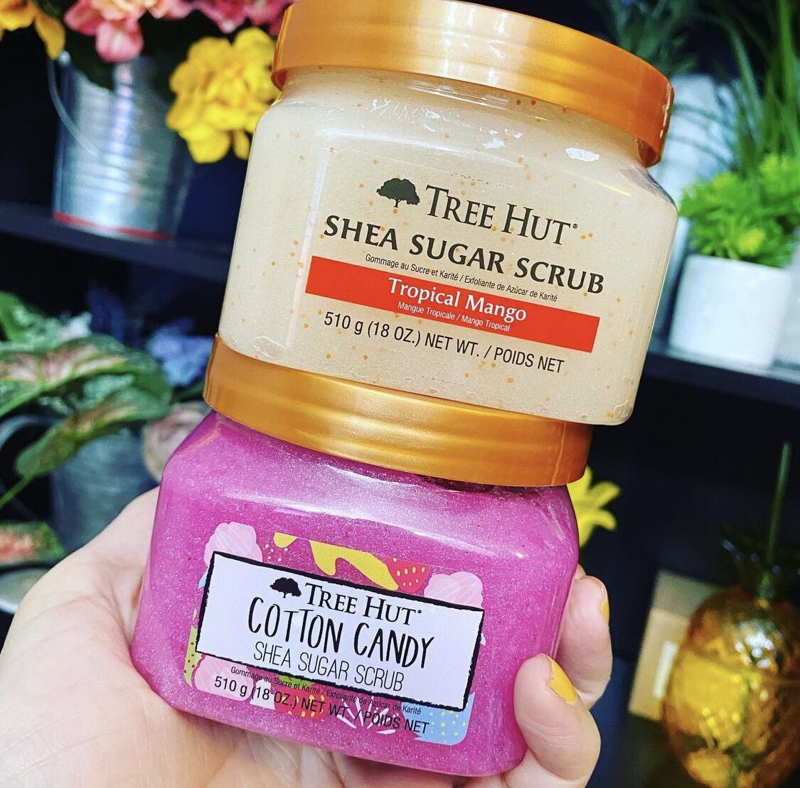Tẩy tế bào chết tree hut shea sugar scrub