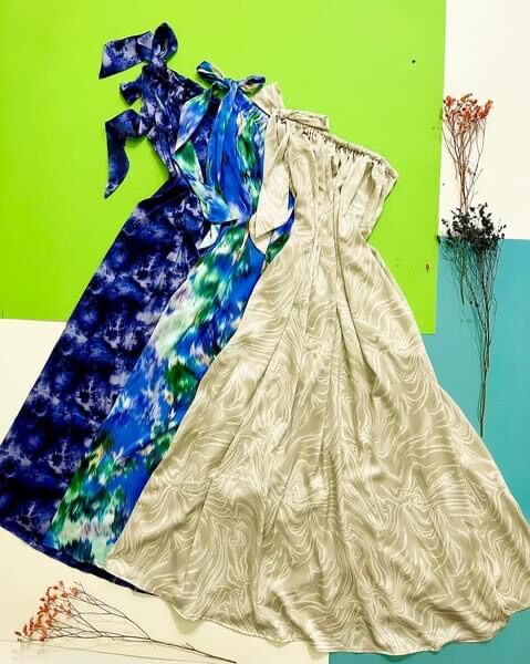 Đầm maxi lụa lệch vai hoa văn Infashion