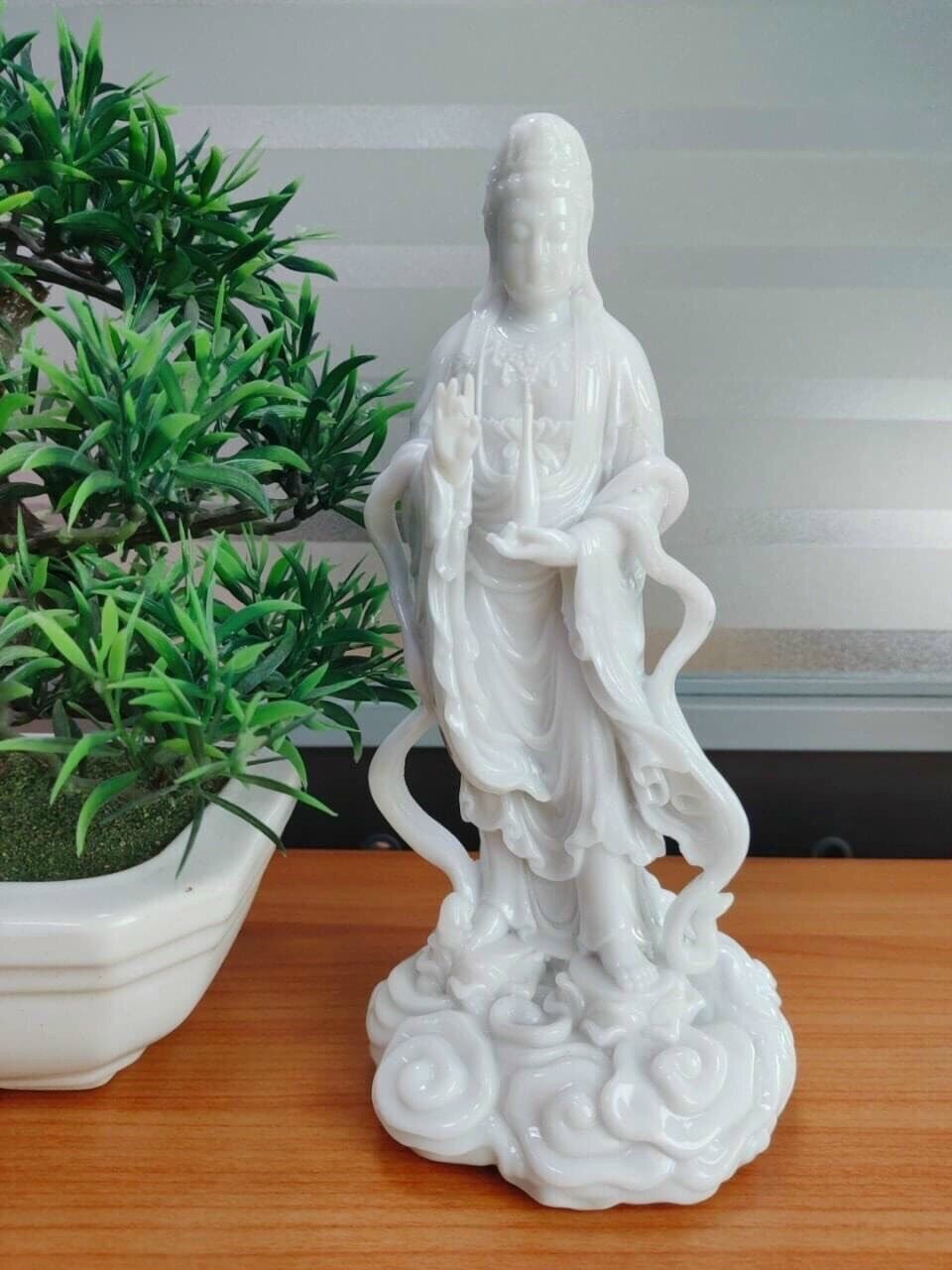 Tượng mẹ quan âm