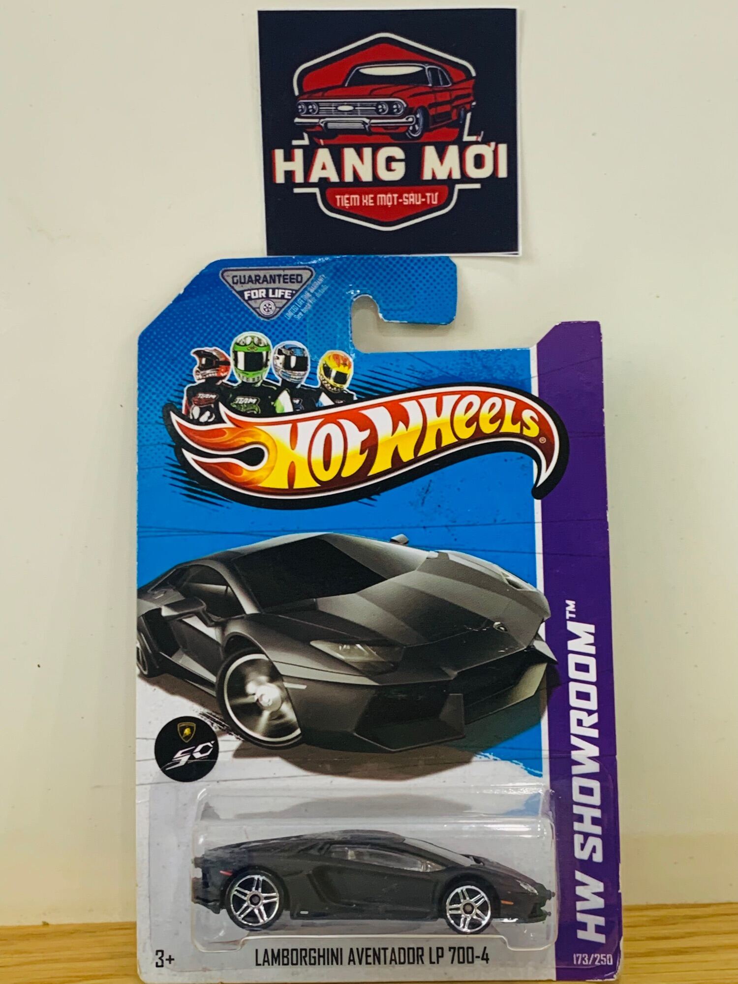 Hobby Store xe mô hình Hot Wheels Lamborghini Aventador các loại 