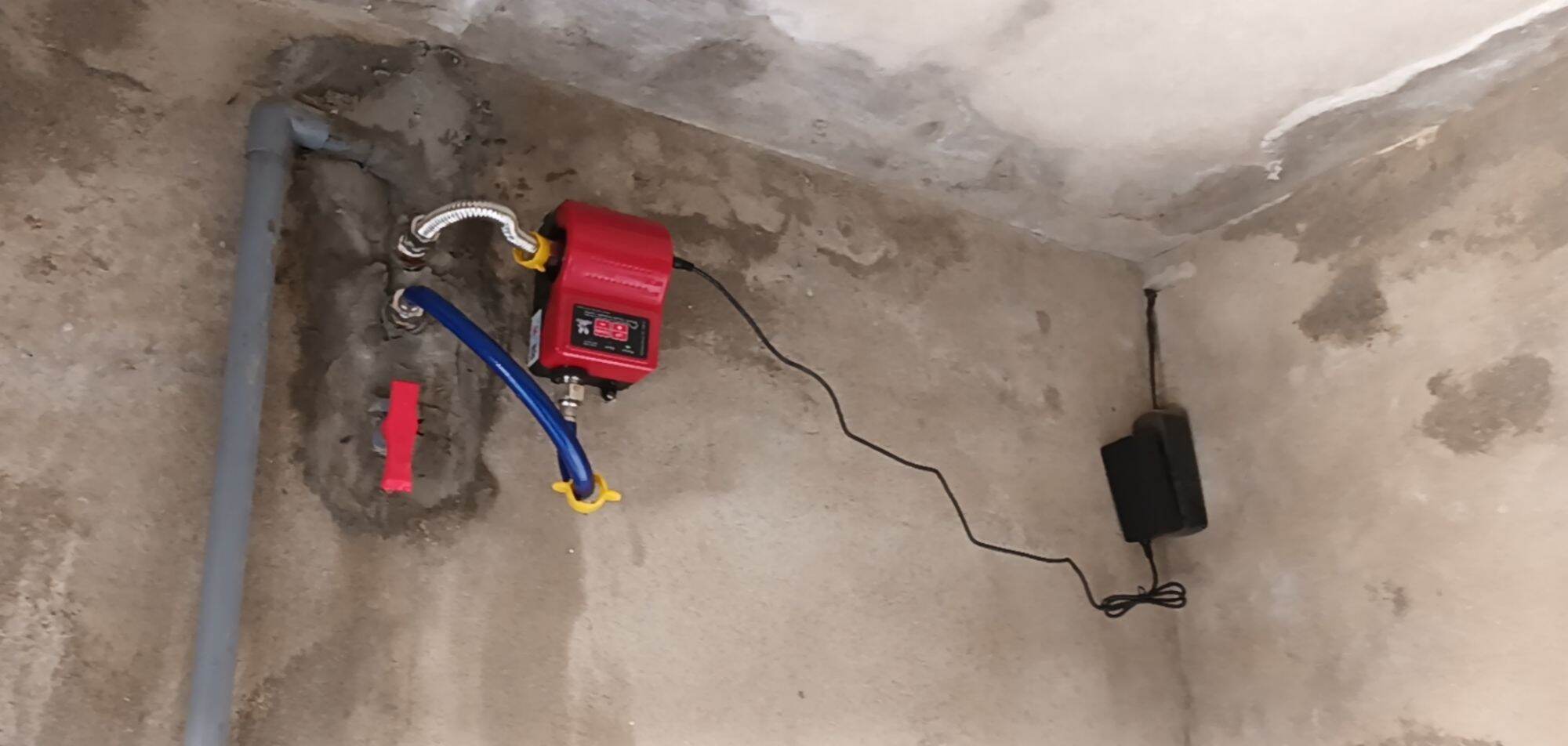 Máy bơm tăng áp 24v(tăng áp chống giật)