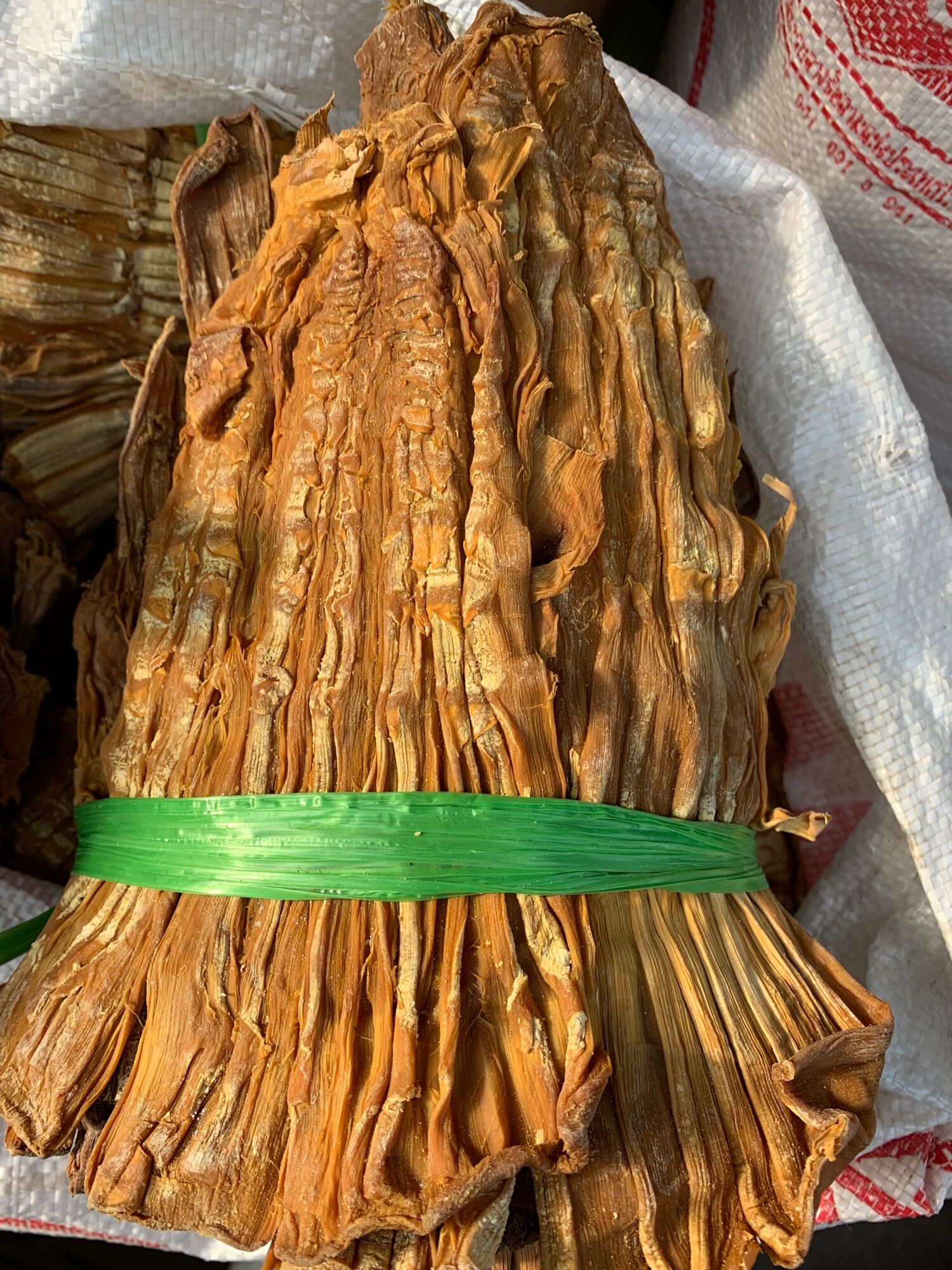 Măng bẹ điện biên 1kg hàng loại 1