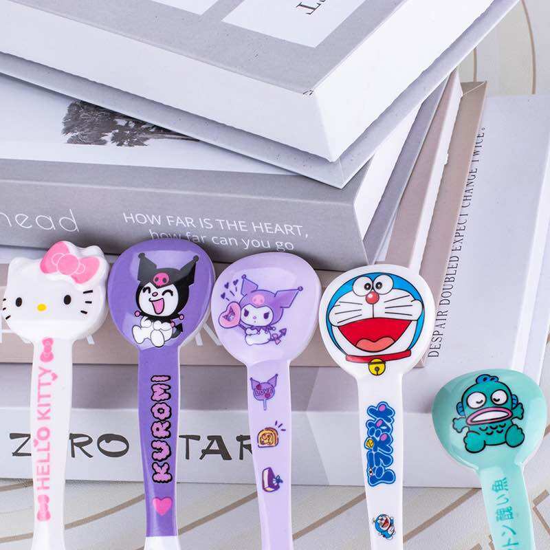 Muỗng thìa 3D Hello Kitty - Doremon Doraemon