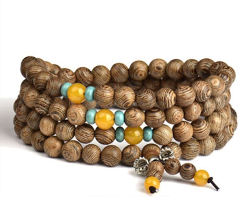Vòng đeo tay gỗ danh mộc charm đá phong thuỷ