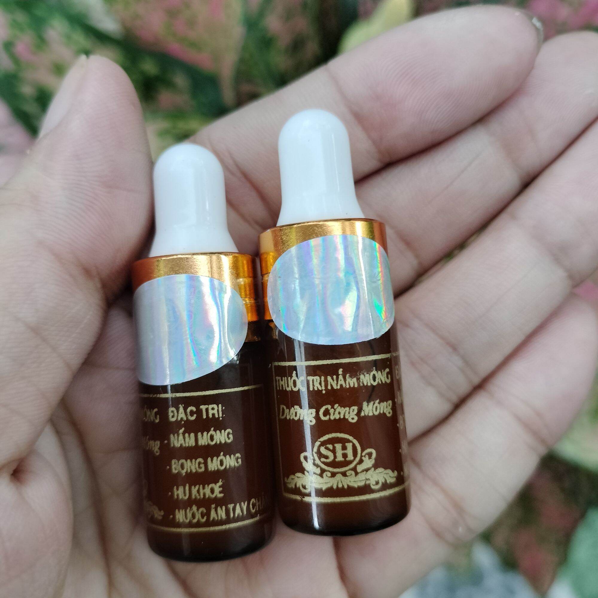thuốc đặt trị nấm móng sh tay chân.