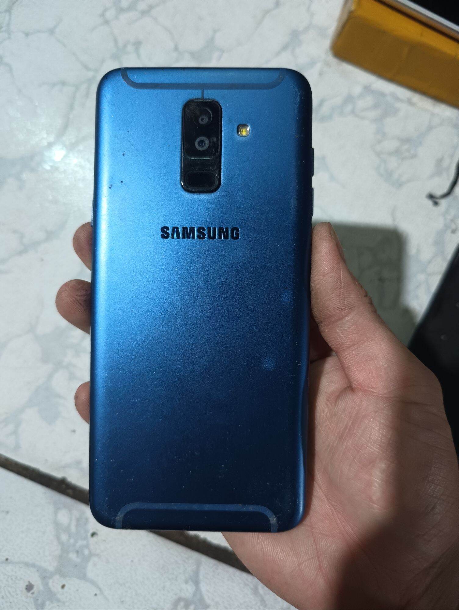 Cụm samsung A6 plus hư màn hình