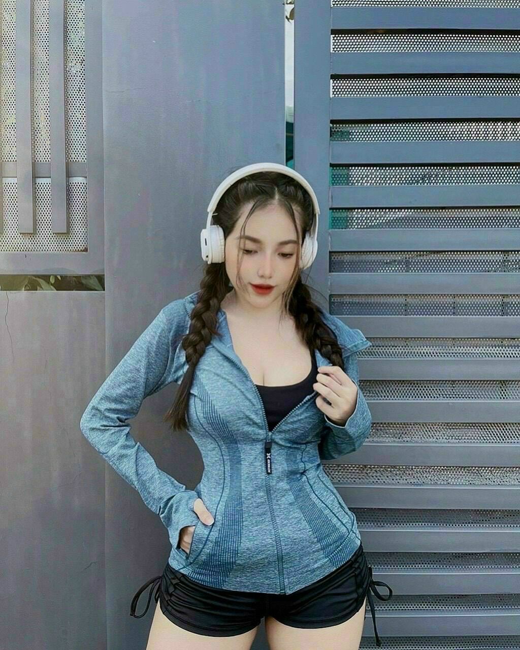 Áo Khoác ISOBLOX 15 Ôm Body Thể Thao Nữ