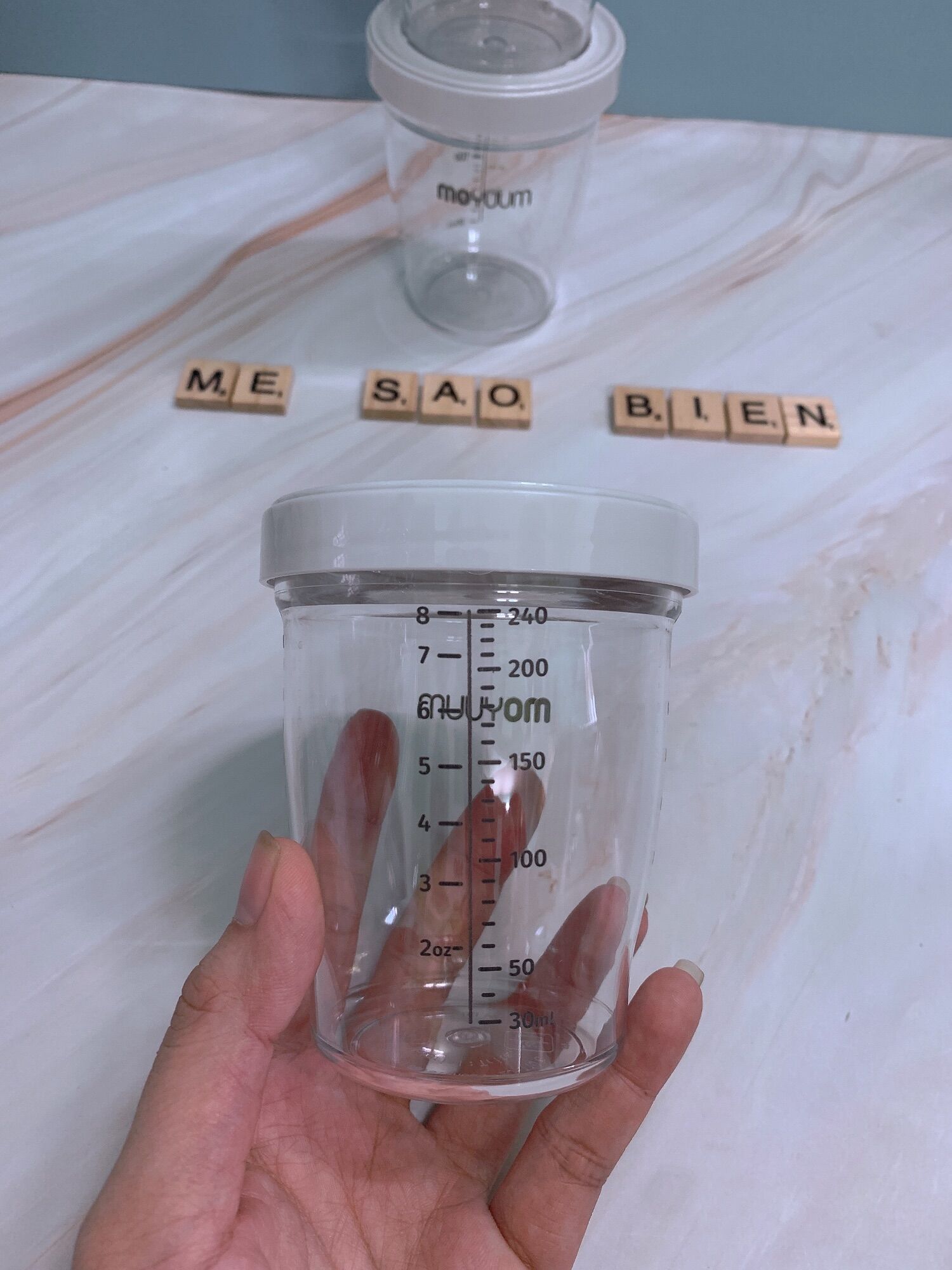 Hộp trữ sữa/ thức ăn Moyuum (có tách lẻ)