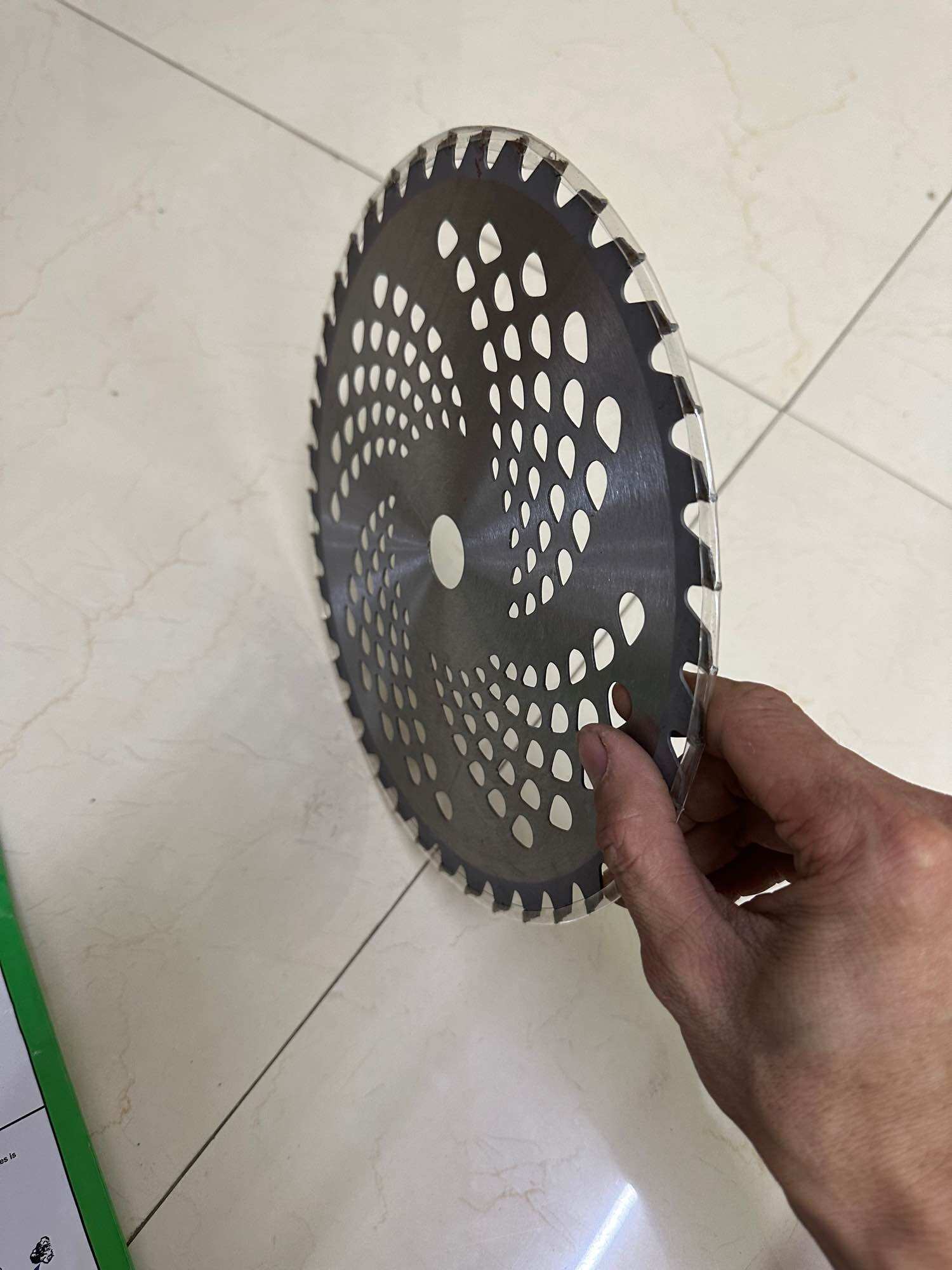 Lưỡi cắt cỏ tròn - luoi
