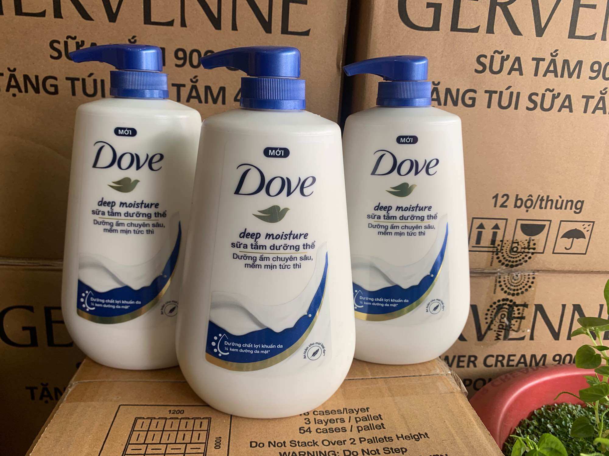 Sữa tắm dưỡng thể dove chai 900g