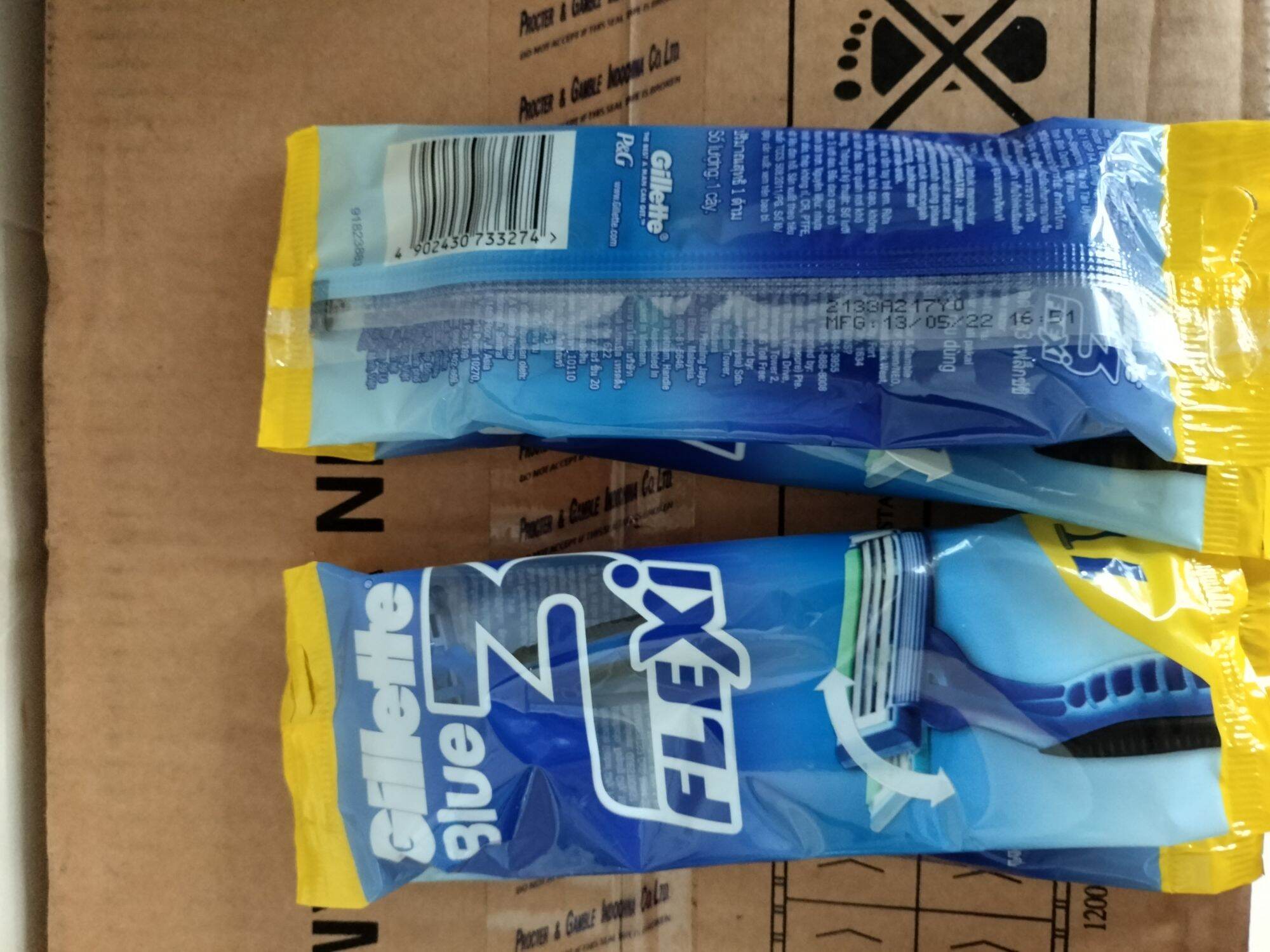 Dao cạo râu Gillette 3 lưỡi Flexi Blue 3 (dây 1/6 cây)