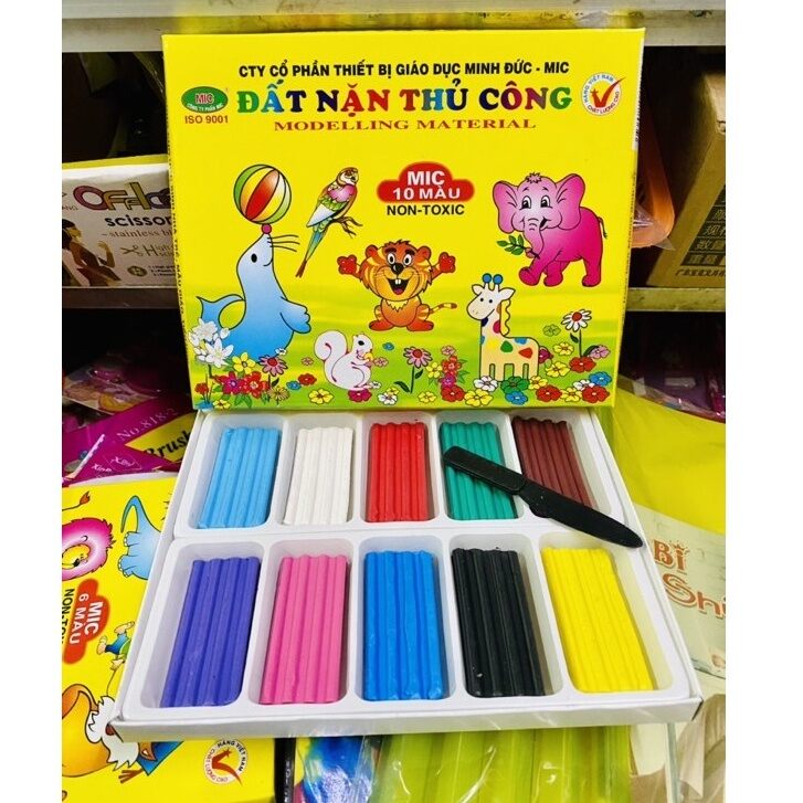 Bộ đất nặn 10màu cho bé hàng Việt Nam