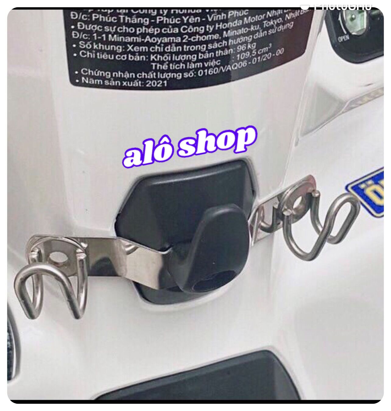 [HCM]Móc treo đồ xe Vision 2021 -2022 - inox