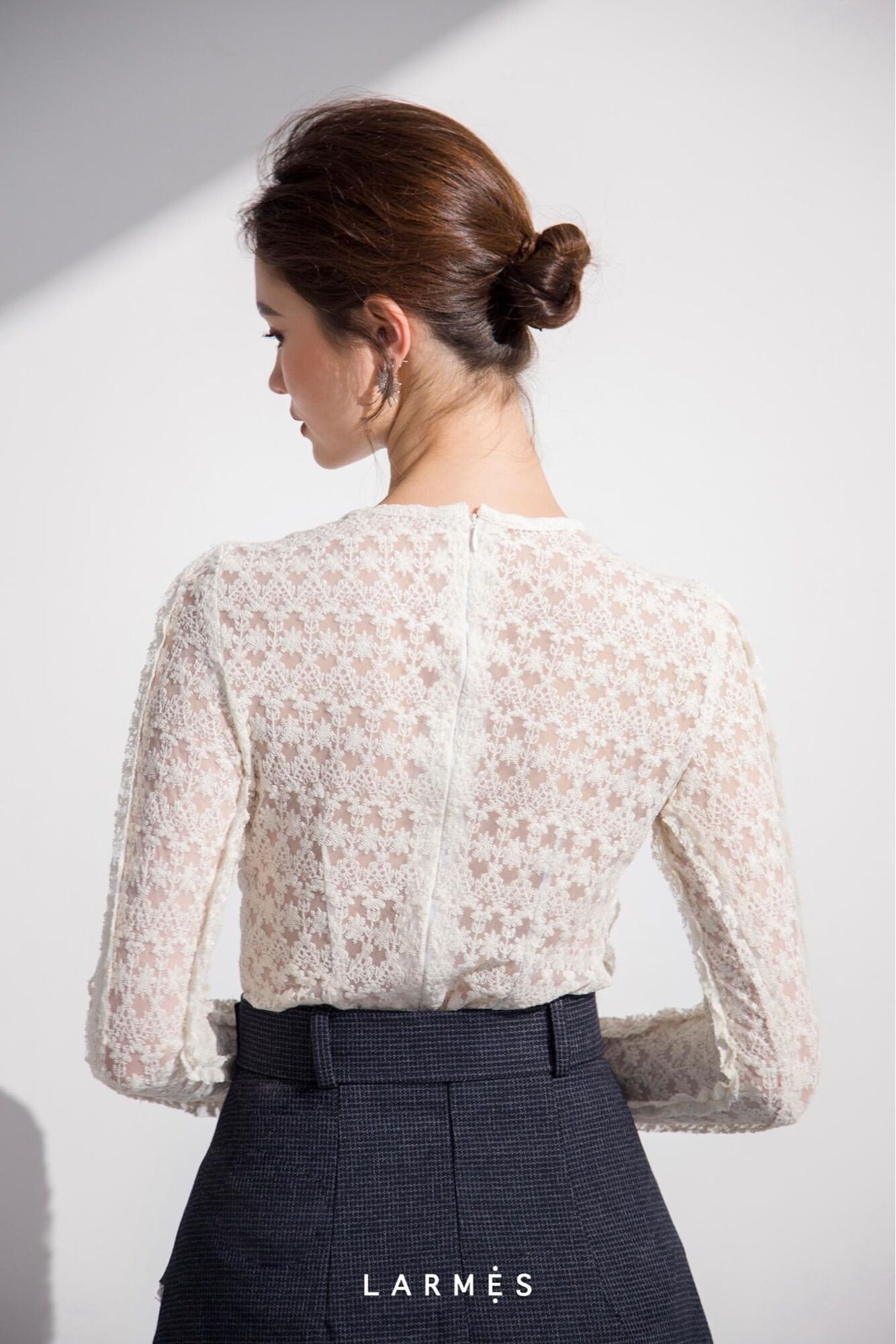 LARMES - Lacy top & Thalia Skirt