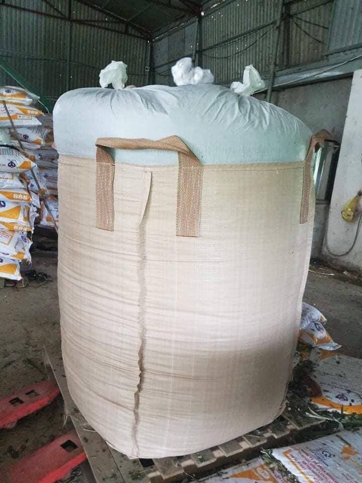 Bao ủ cỏ