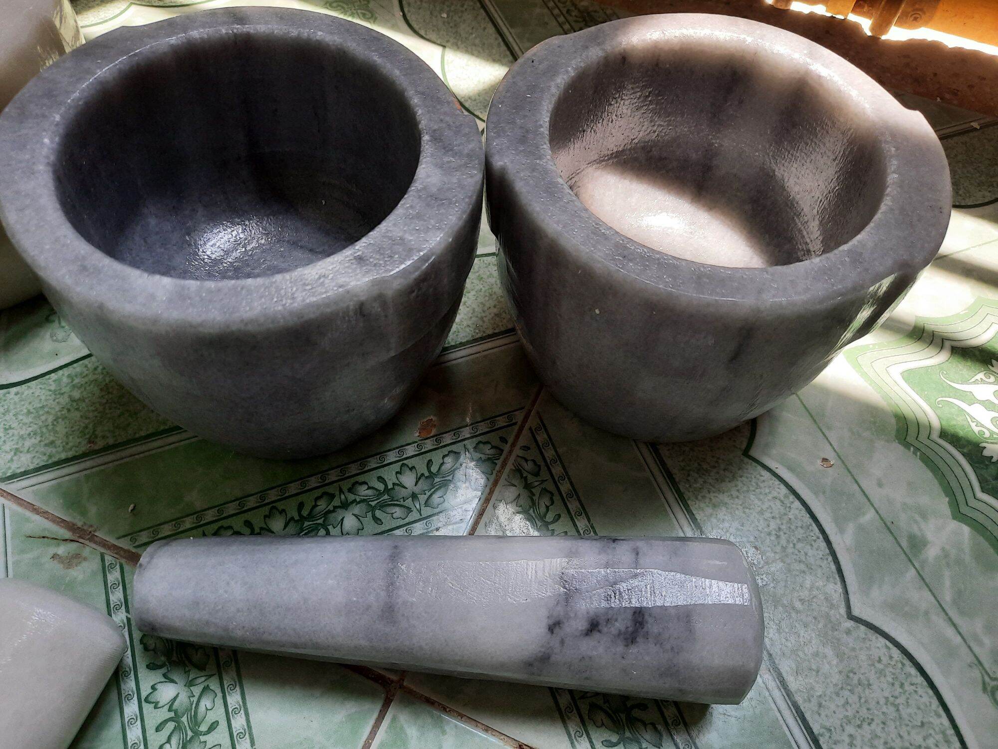 Cối đá Non Nước xám nâu size 14cm (kèm chày)