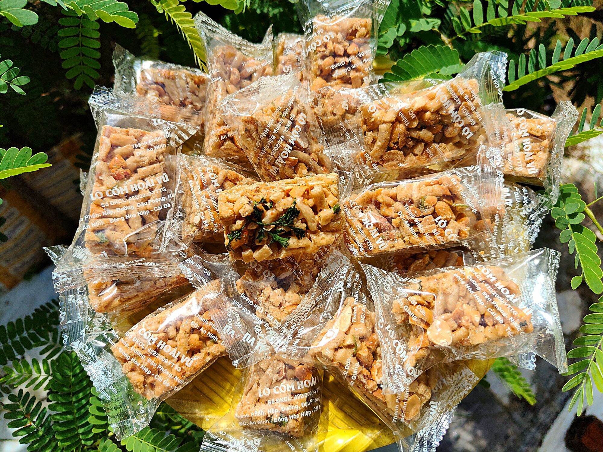Cốm Miền Tây mix 3 loại 500g ( Cốm nếp lá dứa, cốm gạo gừng đậu phộng, cốm mì hành ngò)