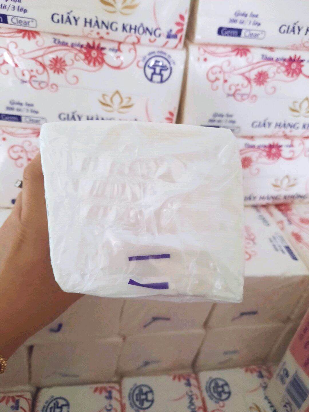 Giấy lụa Hàng Không 300 tờ loại 1