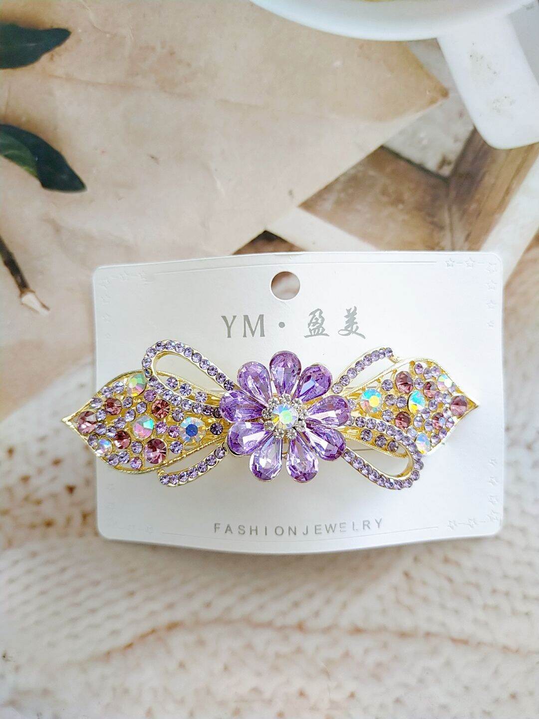 Kẹp tóc phía sau đính đá lấp lánh hình nơ - kẹp trung niên