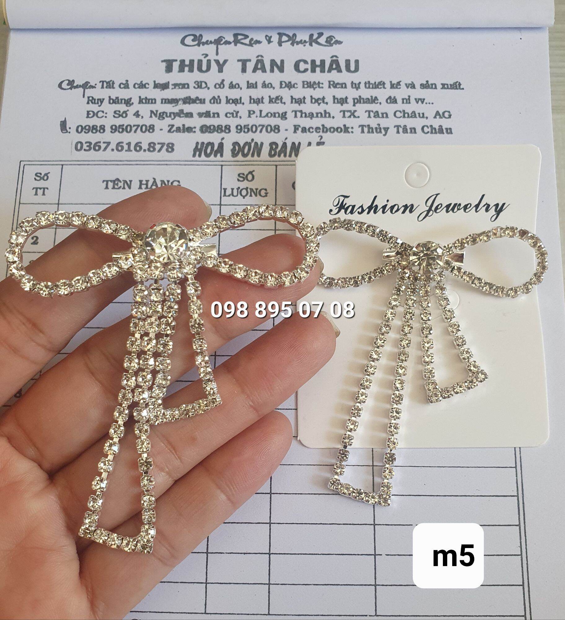 NƠ ĐÁ CÀI ÁO