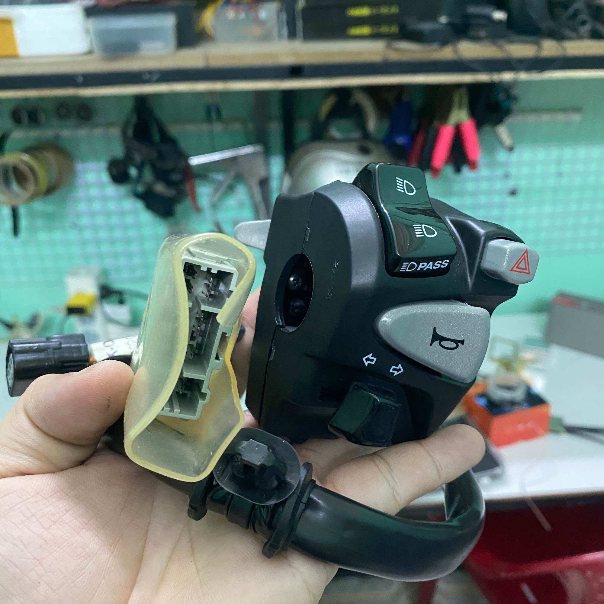 [CHÍNH HÃNG] Cùm CB650, Cùm PCX Hybrid
