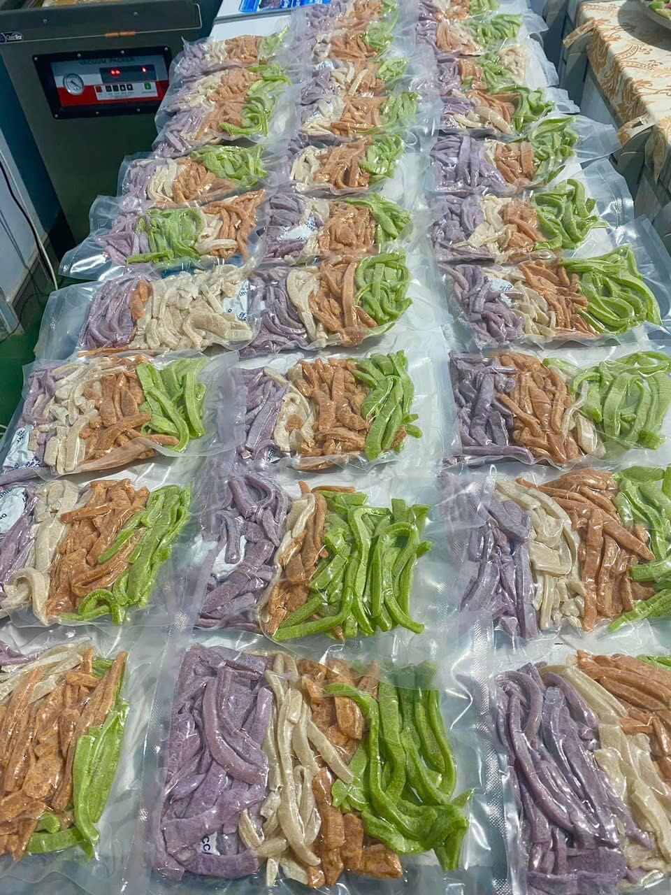 Mứt dừa non mix vị 500g (thiên nhiên)