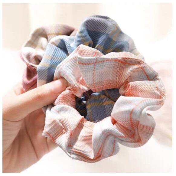 Buộc tóc scrunchies vòng caro