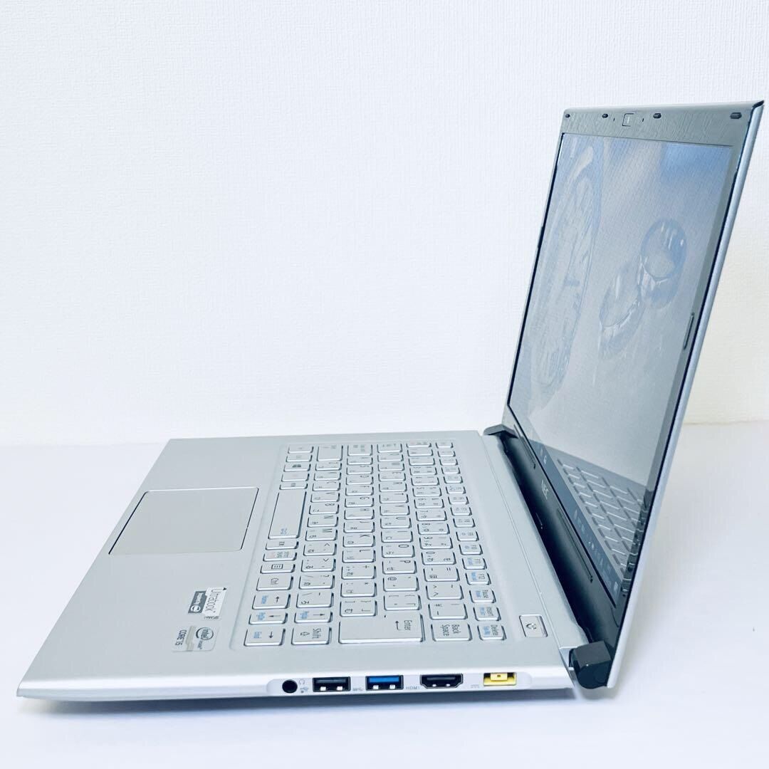 Laptop Nec LavieG 0.89kg