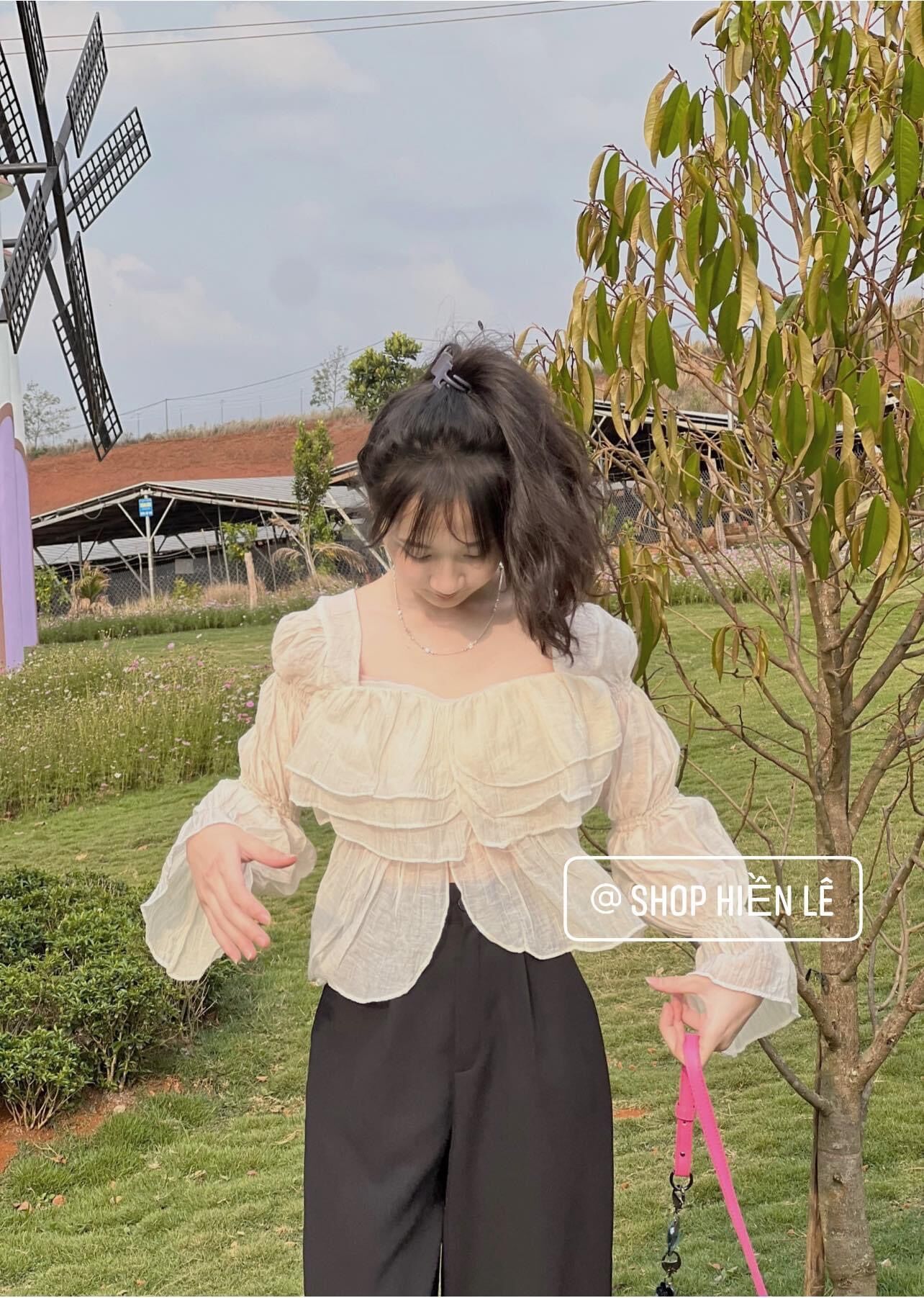 Áo kiểu voan bèo ngực tầng