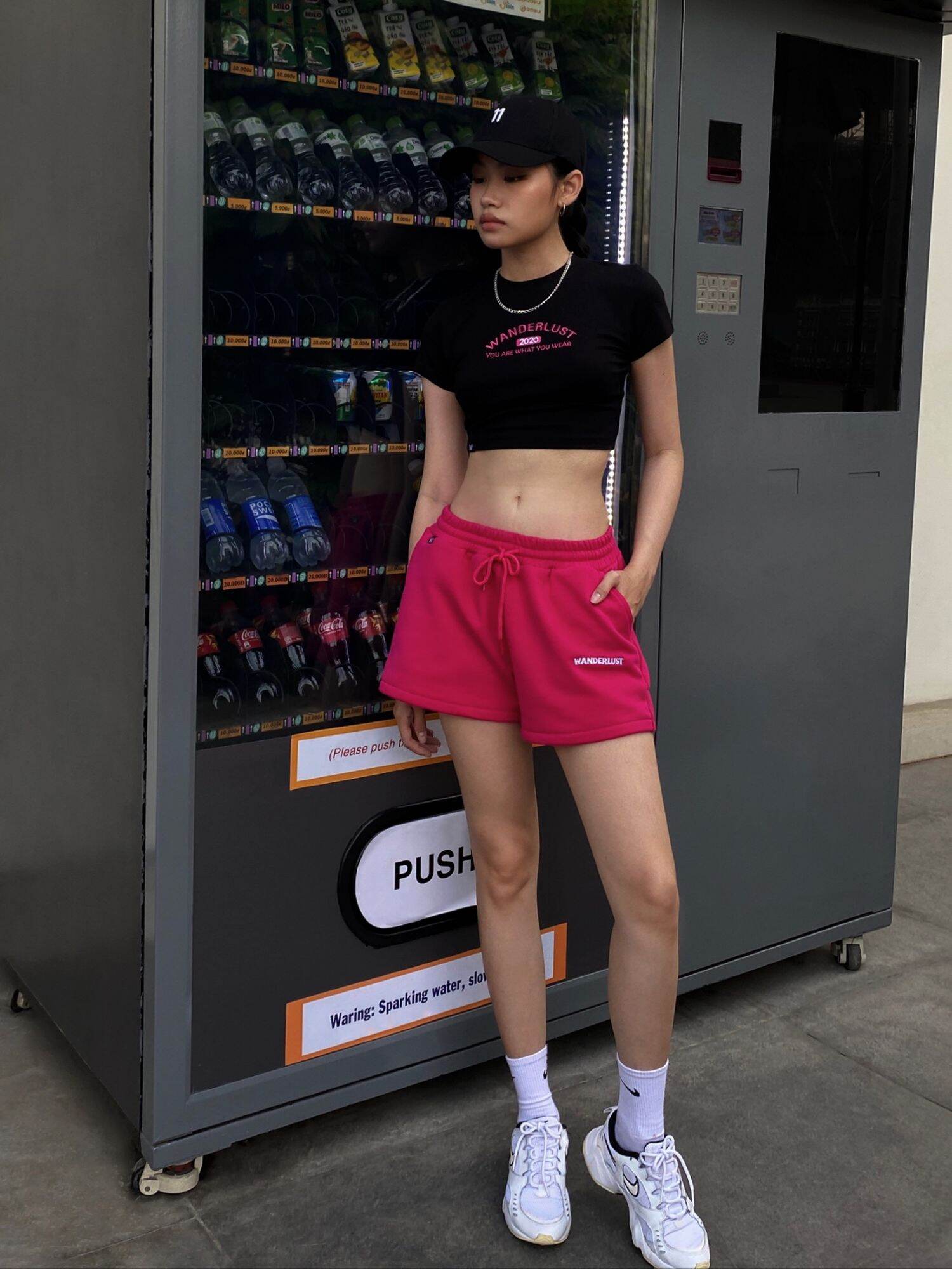 Áo Wanderlust 2020 Croptop