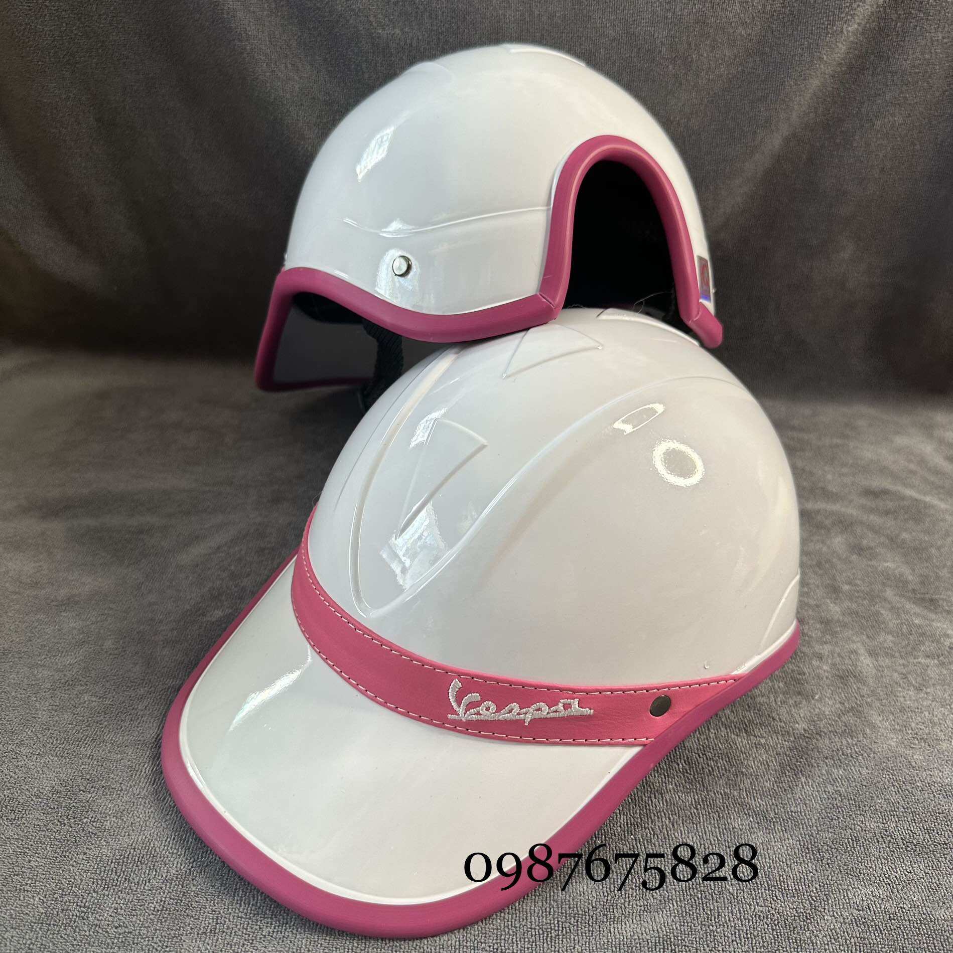 Nón bảo hiểm kết đai da vespa (giá sỉ }