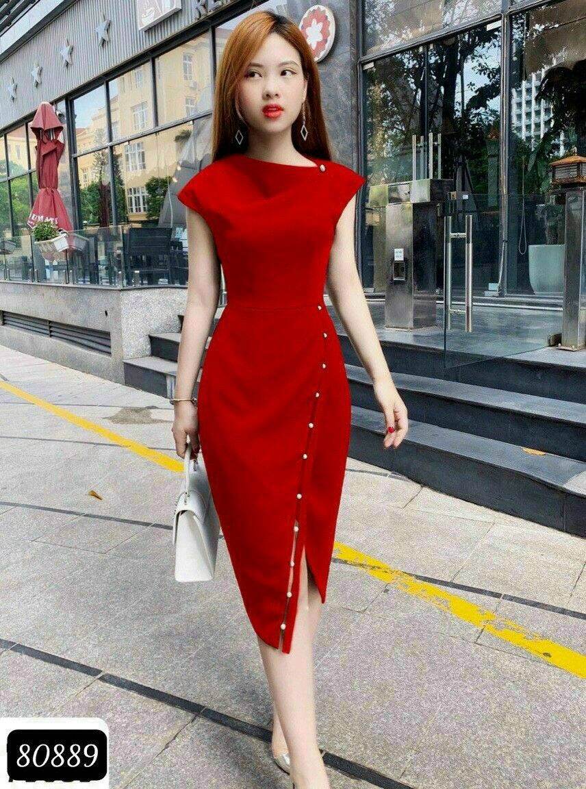 [Tặng voucher giảm 50k + Miễn Ship]
ĐẦM ÔM BODY TÀ XÉO ĐÍNH NÚT TAY LIỀN LỆCH VAI + THAO ANH TAILOR