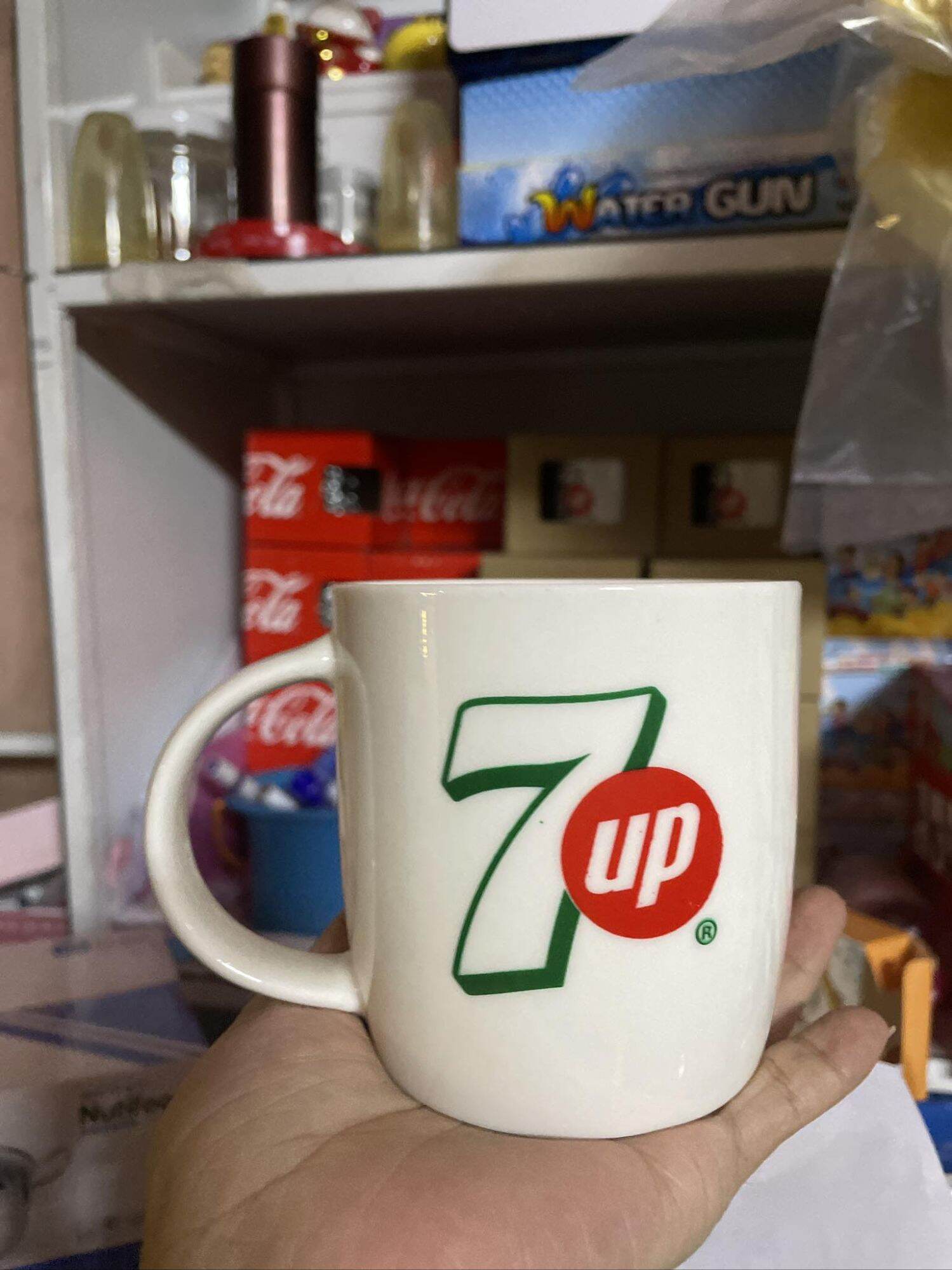 ly sứ có quai cầm quà từ 7up