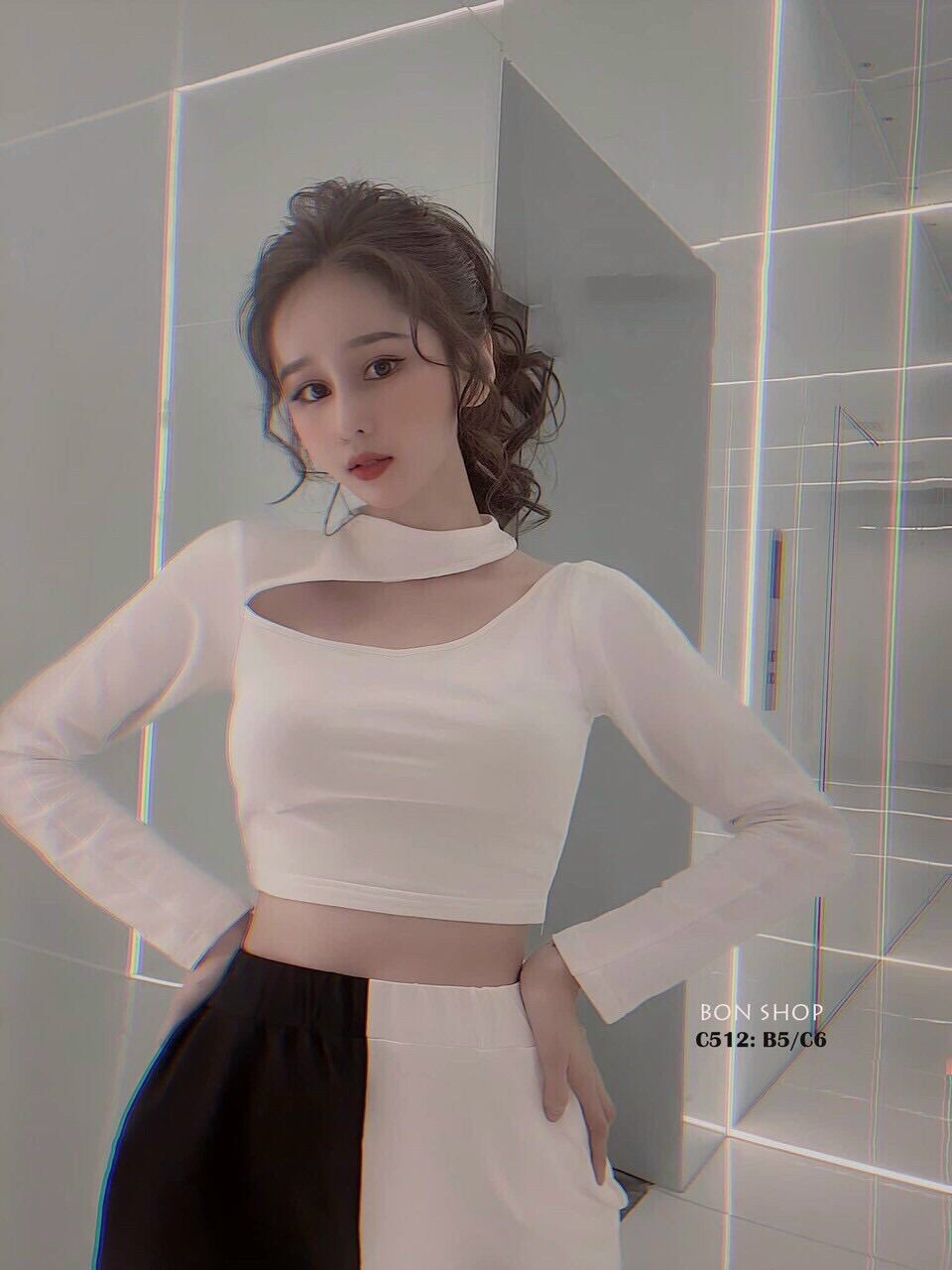 Áo Croptop Gân Tay Dài Chocker