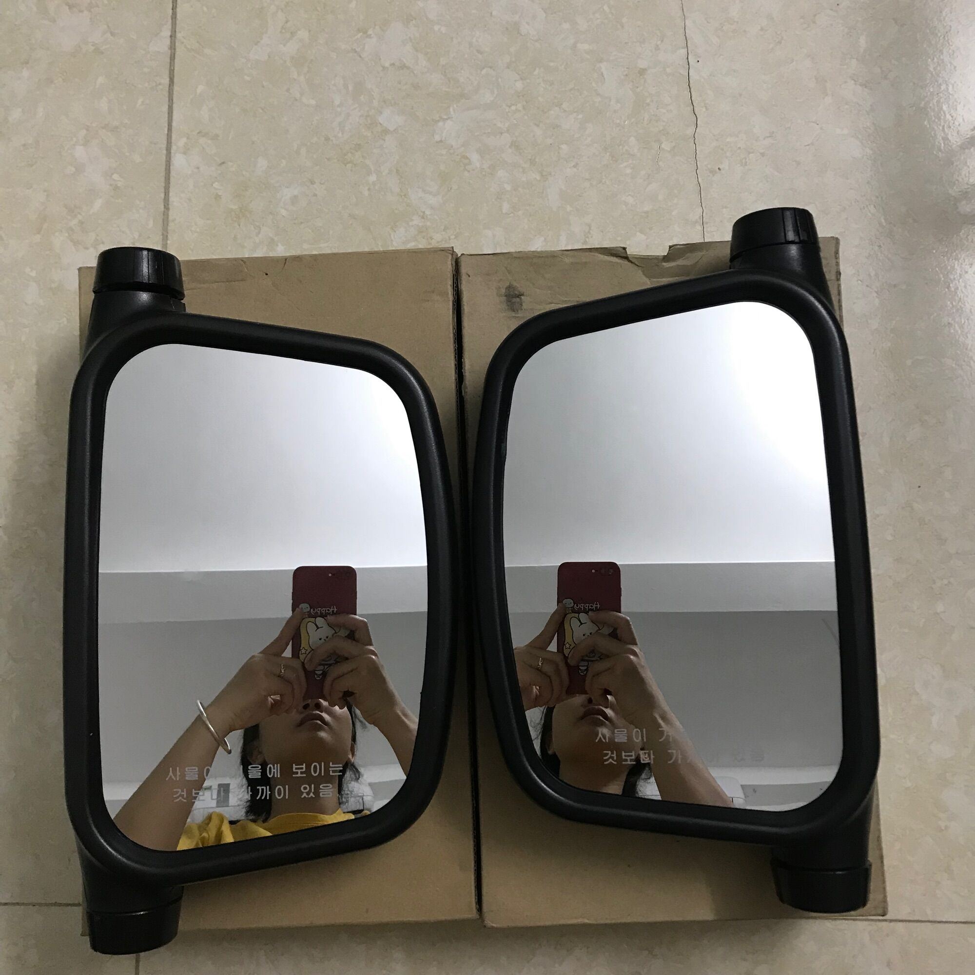 Cặp hai chiếc gương chiếu hậu, kiếng chiếu hậu cho xe tải loại Hàn Quốc xe huyndai 1,25 tấn, kính chiếu hậu cho xe ba gác