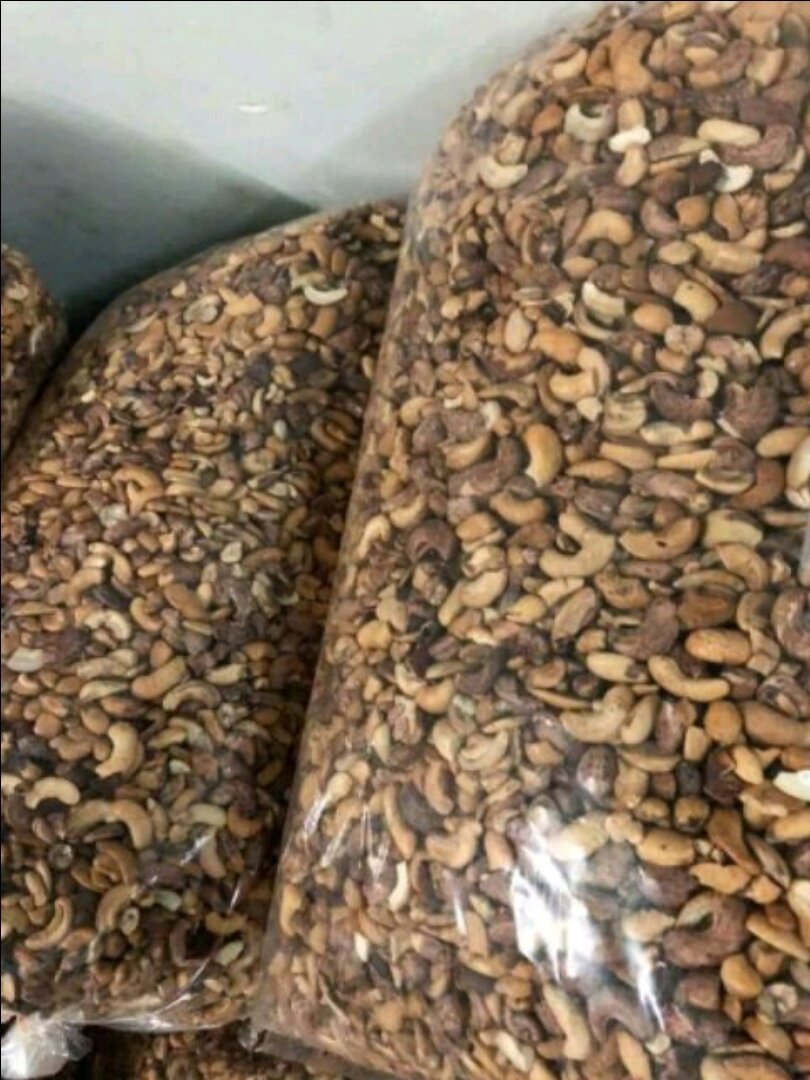 Hủ 500g  hạt điều vỡ đôi Bình Phước 100% ngon