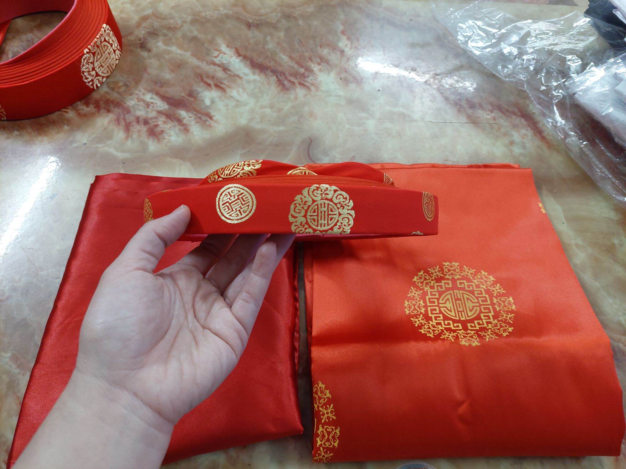 BỘ ÁO CHỮ THỌ ĐỎ (chữ thọ in) dàn cho ông bà
