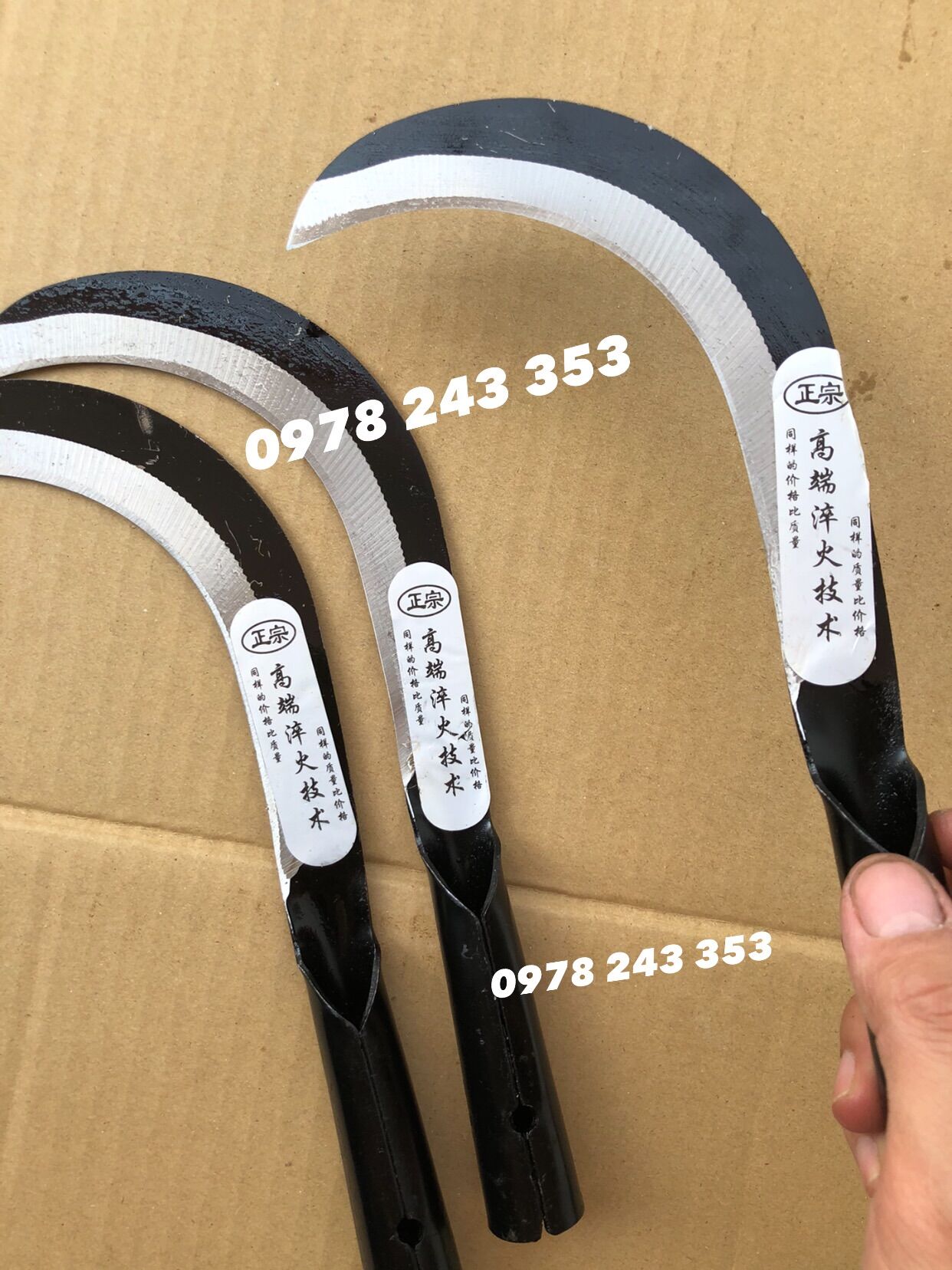 Liềm cắt cỏ lưỡi dao - cán liền chắc khỏe
