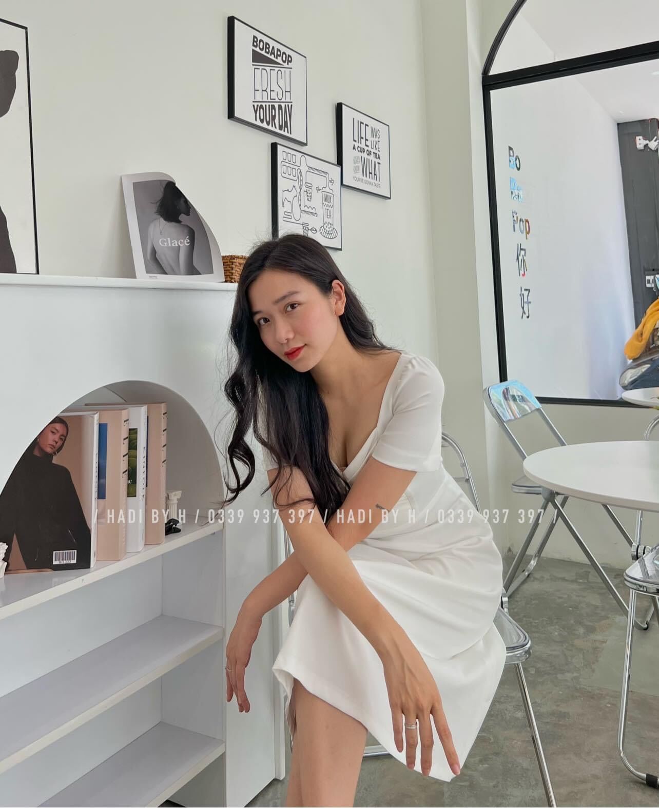 Váy cổ xếp dáng middi màu sáng - Khả